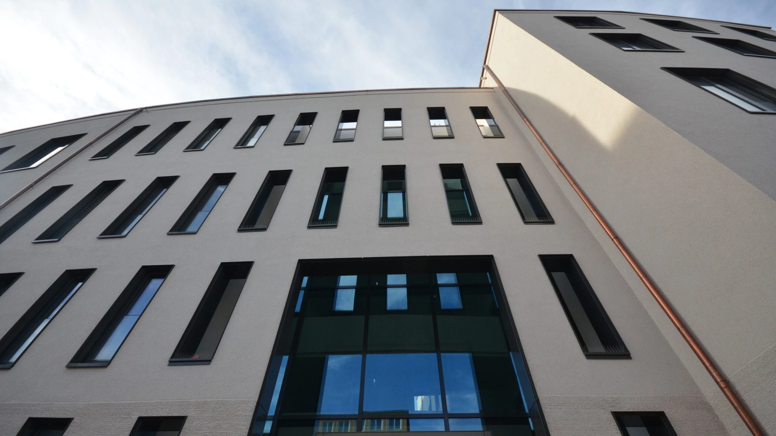 Hafnerberg 2 in Augsburg, Außenansicht des Verwaltungsgebäudes