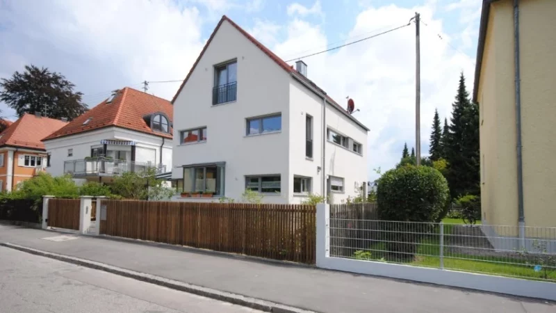 Haus B in Augsburg, Außenansicht